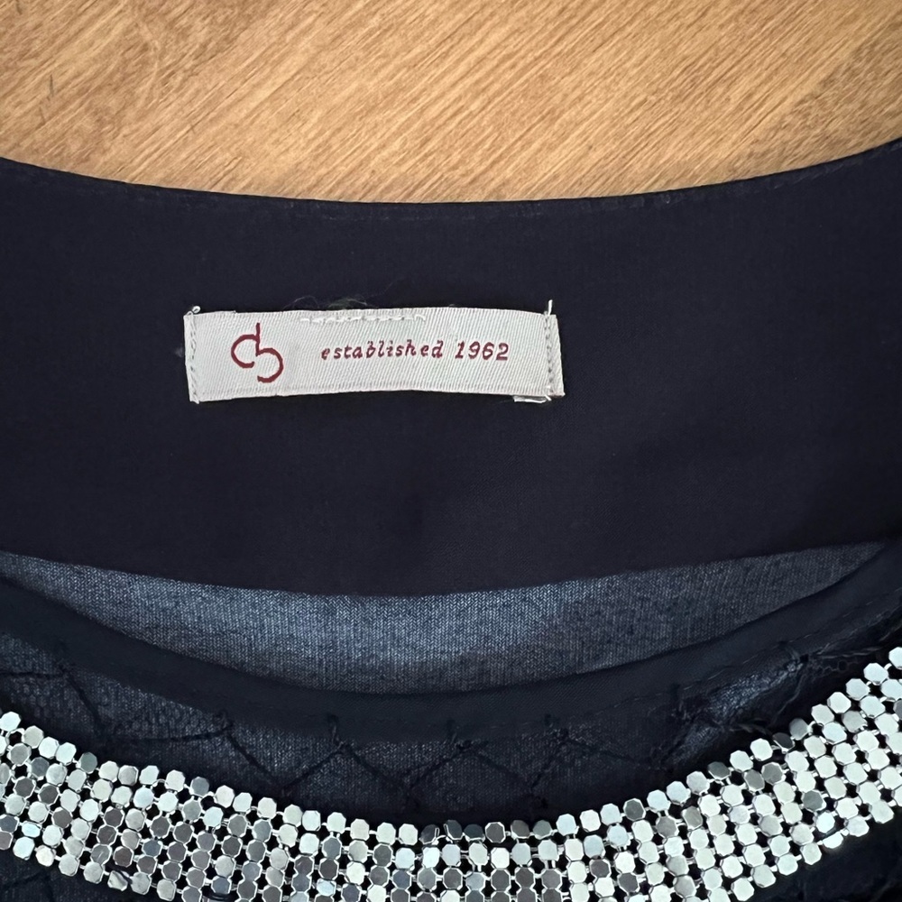 DB Established 1962 Sleeveless Dress embellished neckline Unique patterns size M - Picture 5 of 7